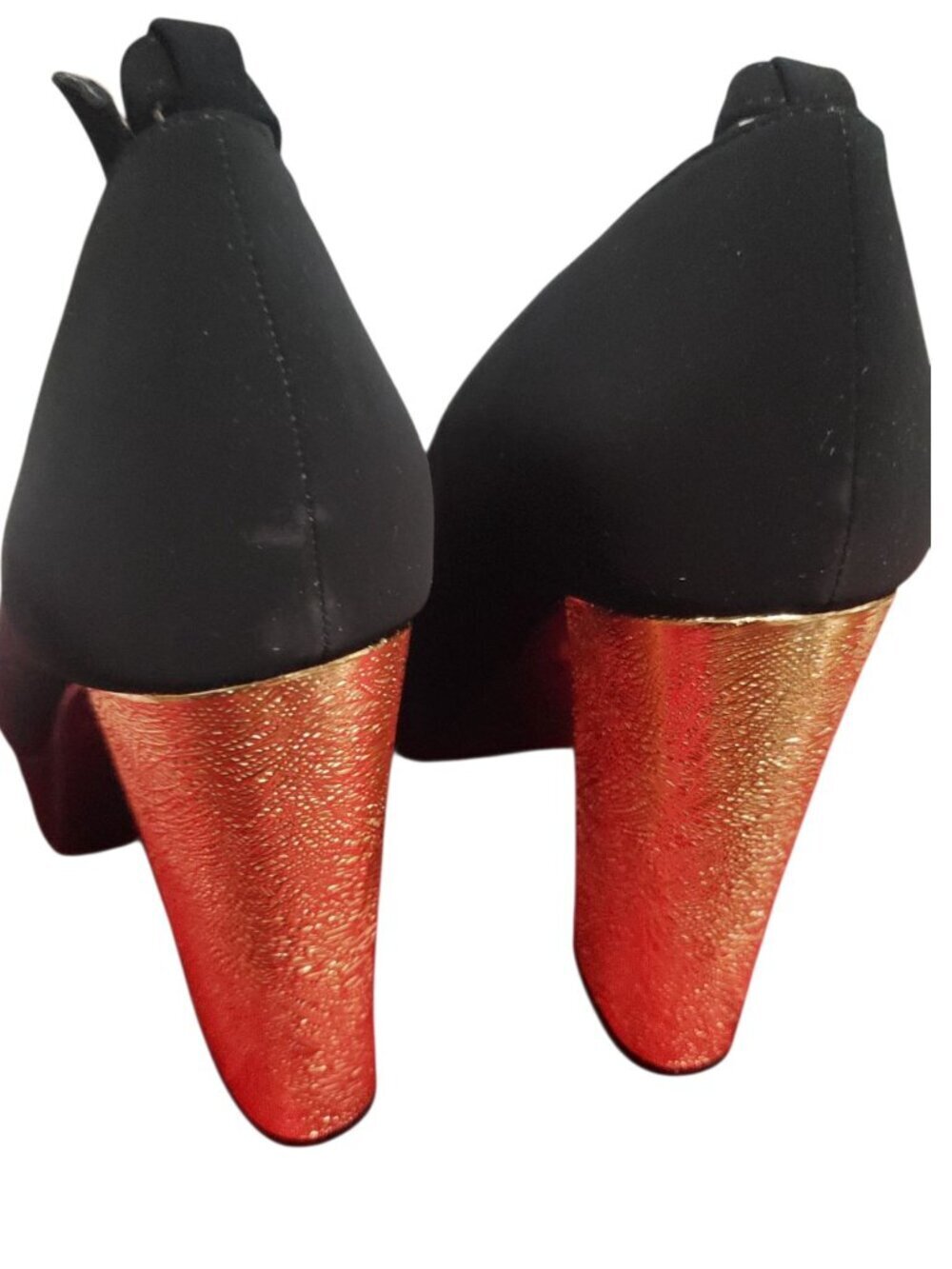 Qupid Peep-Toe Platform Heels W/ Gold Textured W/Ankle Strap Black/Gold Size 8 - Picture 6 of 12